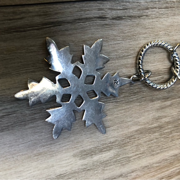 Sterling Snowflake Necklace - Picture 5 of 6